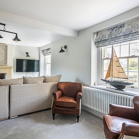 The Belle - A Lovingly Converted Grade II Listed Home From Home In Bakewell Eksteriør bilde