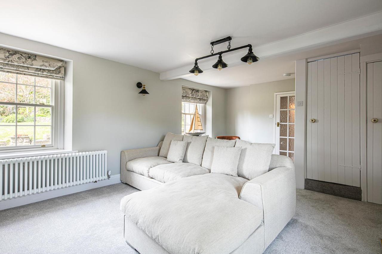 The Belle - A Lovingly Converted Grade II Listed Home From Home In Bakewell Eksteriør bilde