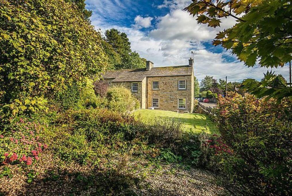 The Belle - A Lovingly Converted Grade II Listed Home From Home In Bakewell Eksteriør bilde