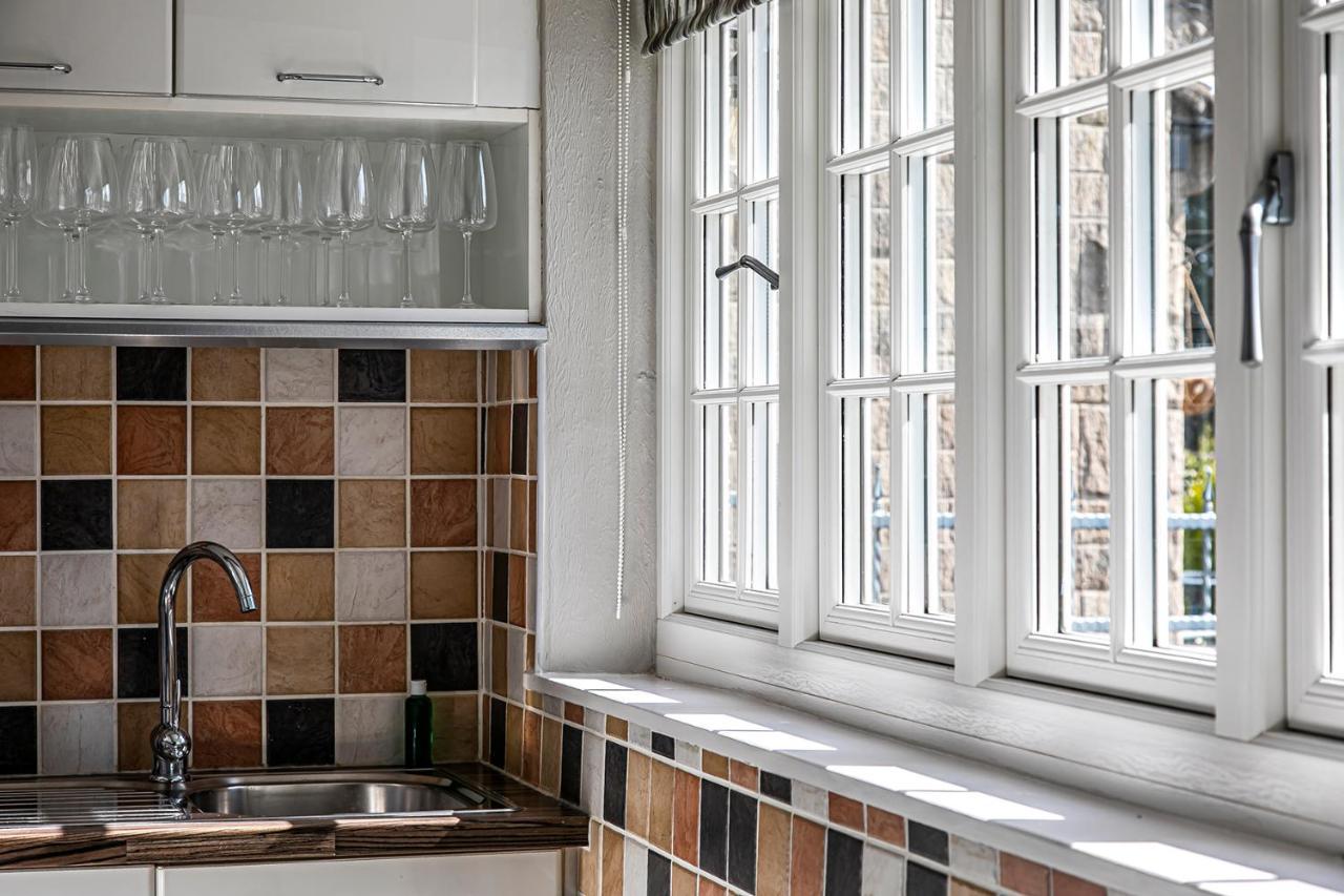 The Belle - A Lovingly Converted Grade II Listed Home From Home In Bakewell Eksteriør bilde
