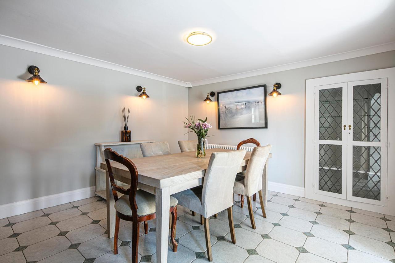 The Belle - A Lovingly Converted Grade II Listed Home From Home In Bakewell Eksteriør bilde